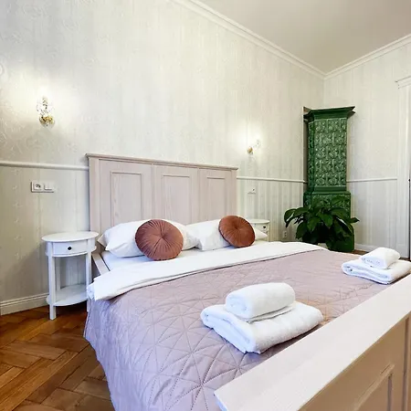 Stupartska - Premium Old Town Lägenhetshotell